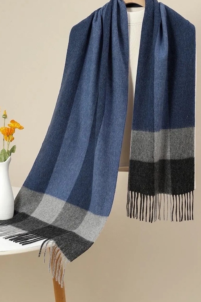 Lichelle nm100 blokken karro wol met franjes