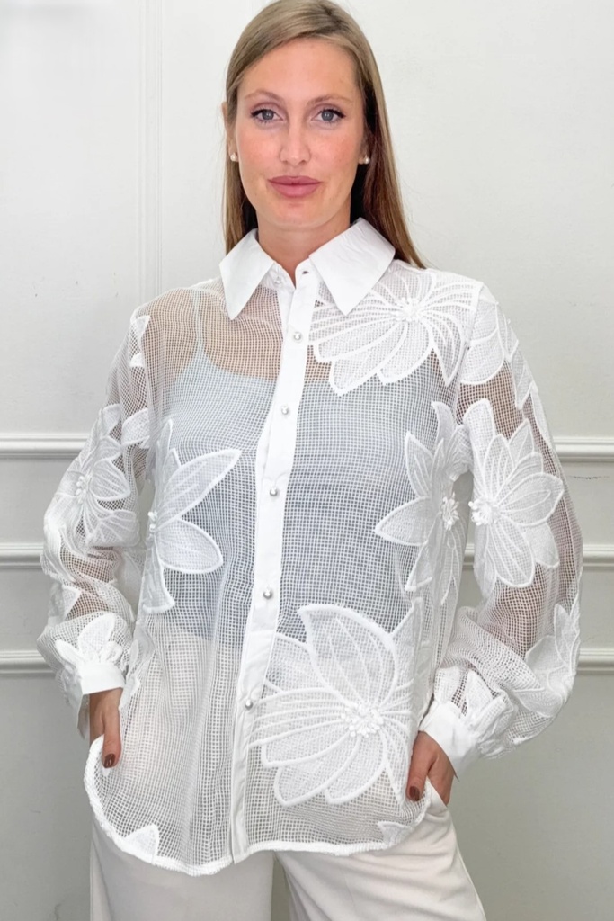 *Transparante blouse Rens grote geborduurde bloemen