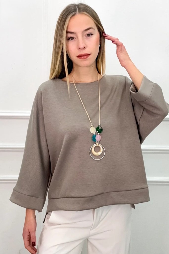 Pull Raf met vleermuismouw en halsketting nm45