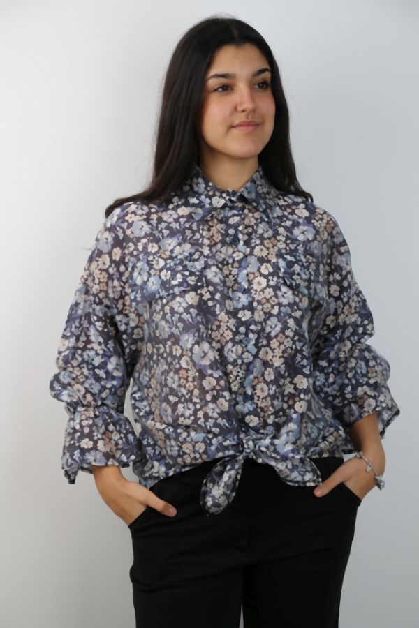 Bloemetjesblouse Rowen met trompetmouw nm85