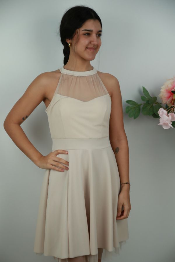 Ouissam crepe en netstof bandje rondom hals klokrok met ondervolant