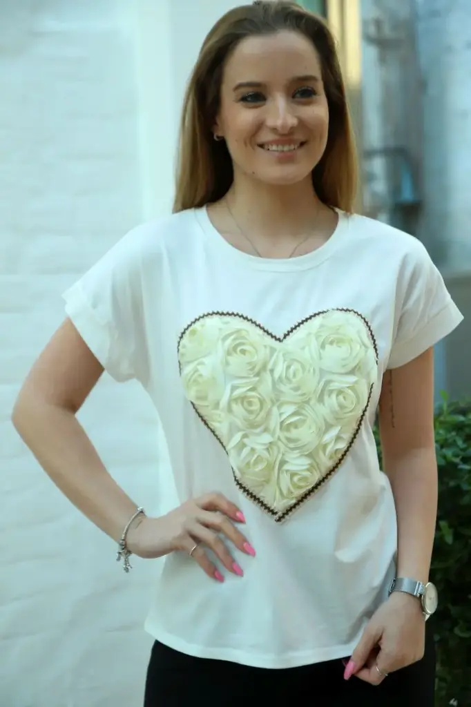 T-shirt Nil nm95 coeur 3D roses