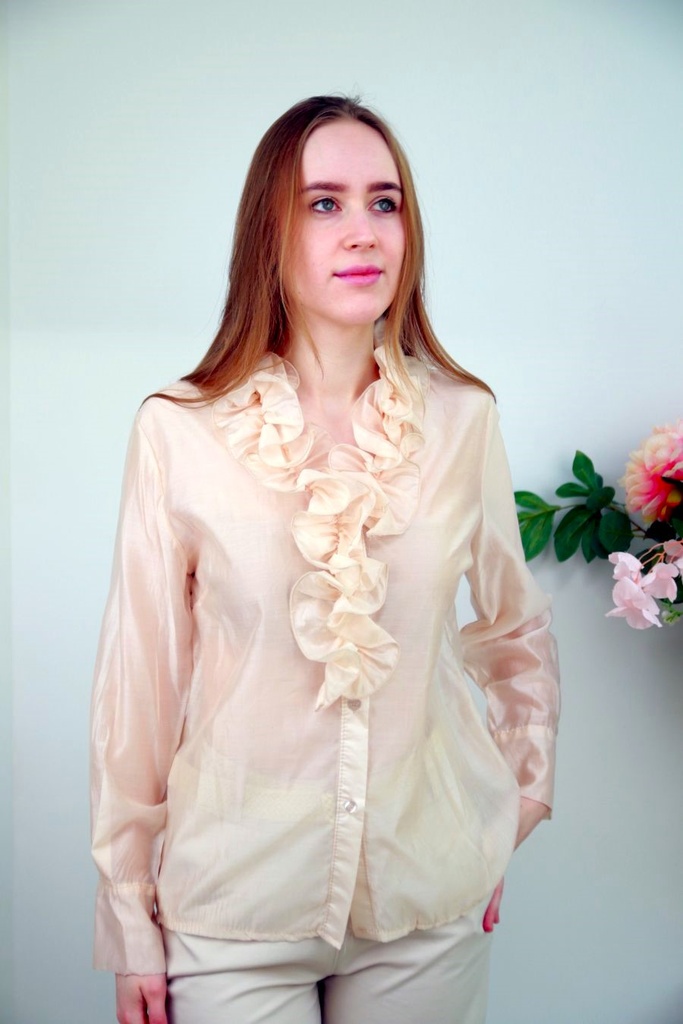 Blouse Otte nm85 ruches V-hals Tencel nacré doorgeknoopt 