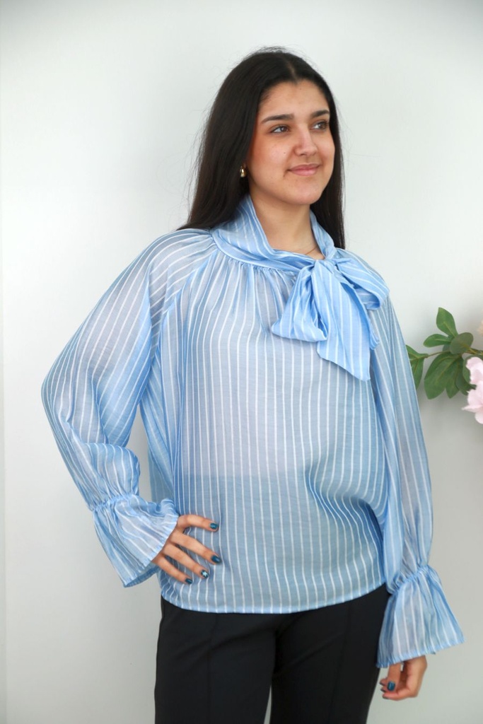 Blouse Nessim nm85 strikkraag manchette volant 