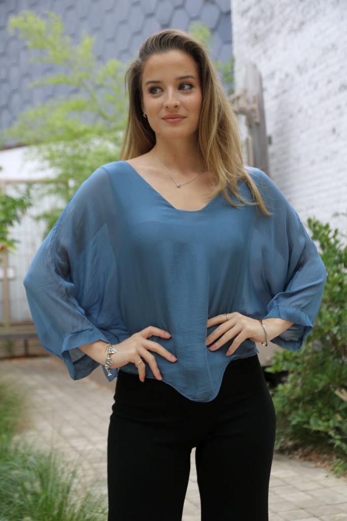 Blouse Oemaima nm100 col V&V manches chauve-souris