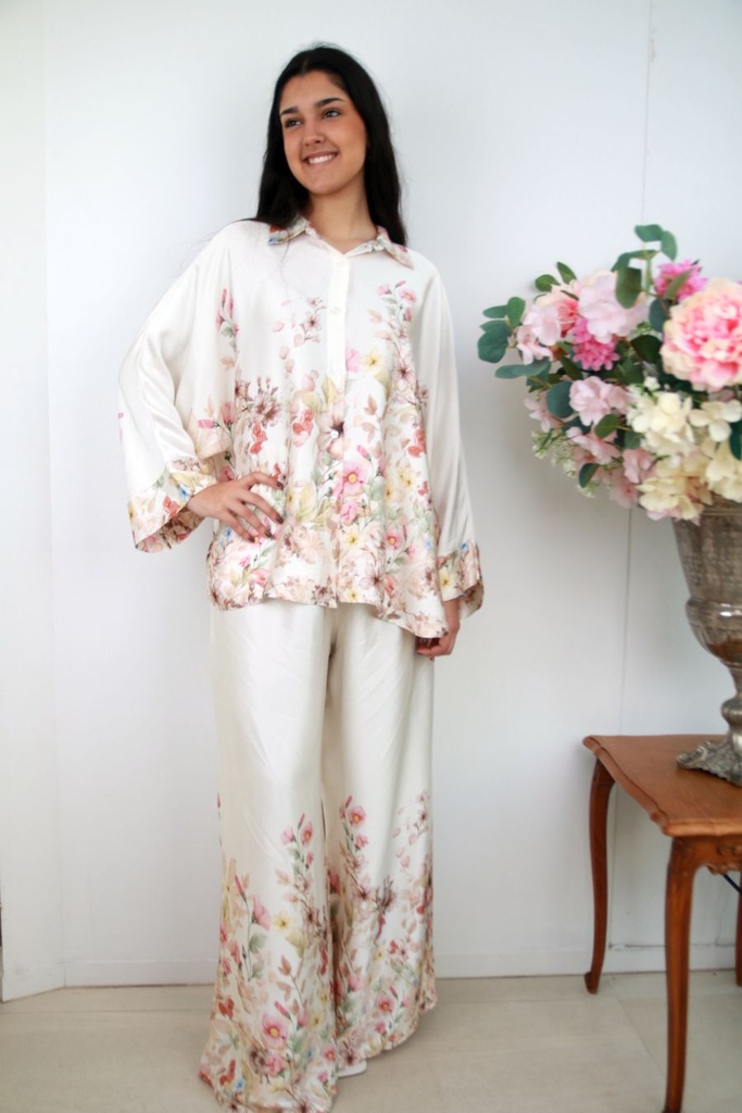 Tuniek en broek Stef bloemenbodem zijde wijde mouw 
