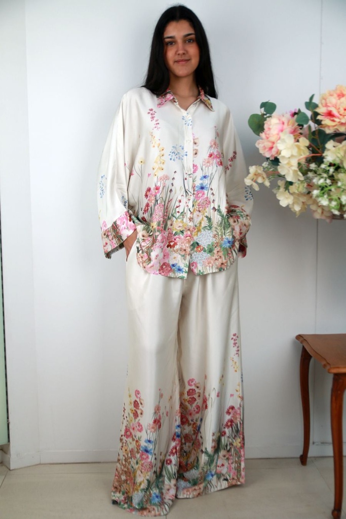 Tuniek en broek Sepp nm100 wilde bloemen wijde mouw