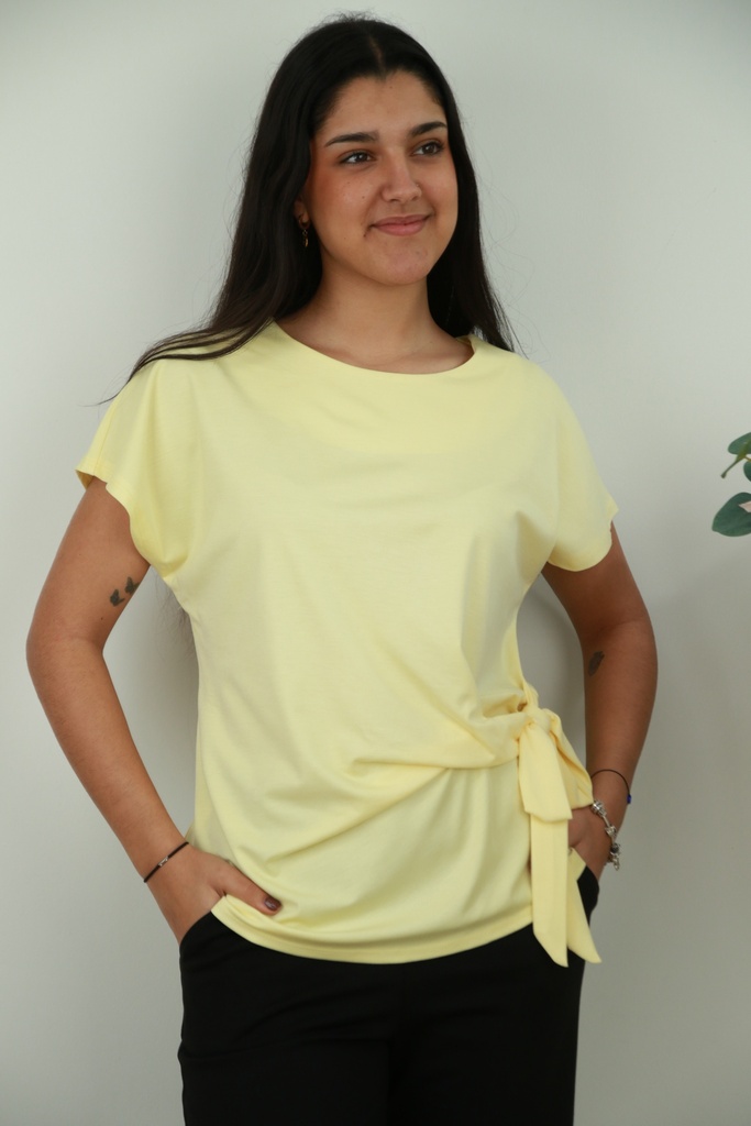 T-shirt Nylah nm66 geknoopte strik zijkant ronde hals