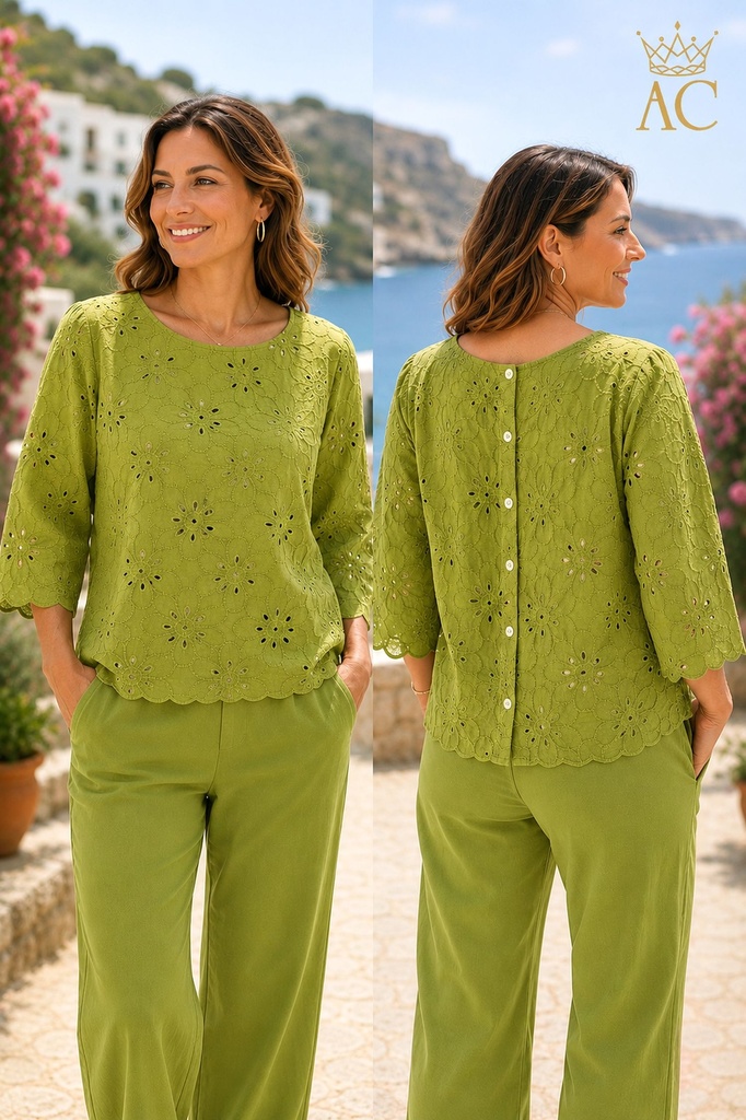 Blouse Ounaissa nm100 ajour fleur brodée dos nacré boutons ourlet à revers