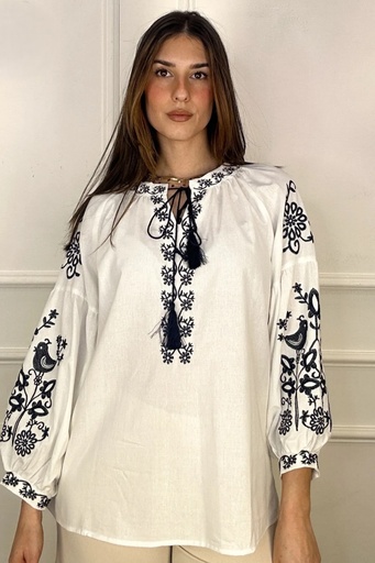 [10016237001] Embroidered blouse Jesslyn