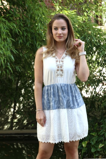 [10016710] Dress Katoo star neckline