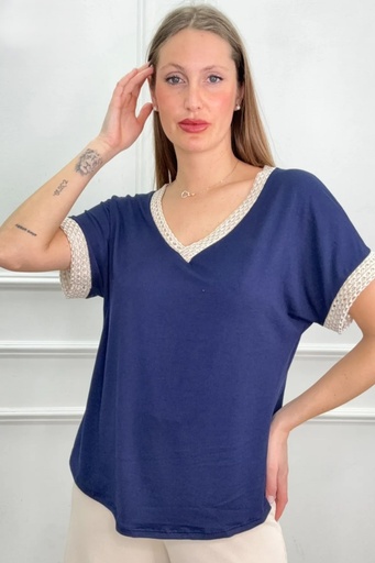 [10016760001] T-shirt Kyrah v-neck