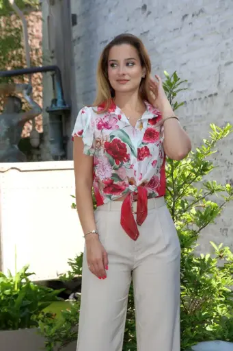 Blouse Jaily floral à manches courtes