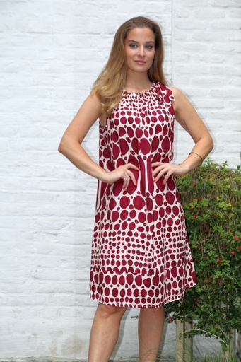 Zomerjurk Jayin nm100 stippen en ovaal print off-shoulder en strik.
