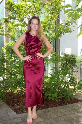 [10017240] Long satin dress Linn tailles shoulder pleats