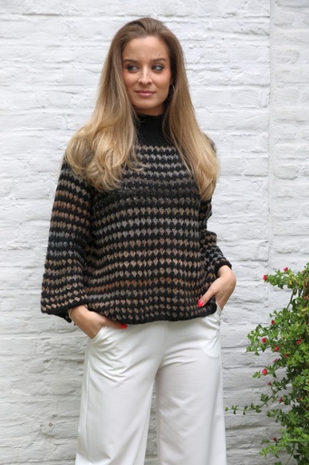 [10017424] Pul Lyo nm26  grove piqué jacquard opstaande geribde kraag