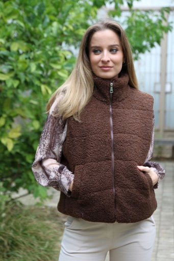 [10017506] Mouwloze vest Livv teddy opstaande kraag rits insteekzakken