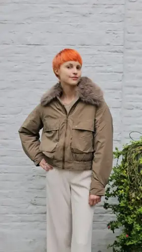 [200764] Korte jas Nikodem met afneembare eco pels kraag