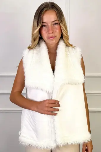 Suede gilet Micah met ecopels details