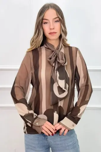 Blouse Mirac met sjaalkraag en strepenprint