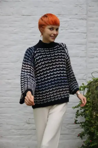 [200802] Pull Millie met doorgeweven golfpatroon nm46