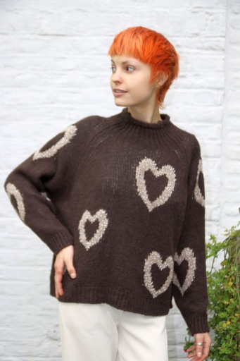 24561 nm78 trui met ingewoven harten amerikaanse mouwen