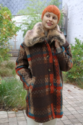 [200844] Mantel Nicola nm95 schotse ruit eco pels kraag