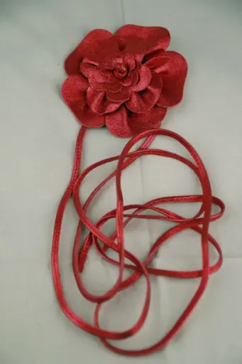 [200868] Centuur lederen bloem Pien nm100 gestikte riem Italiaans kalfsleder