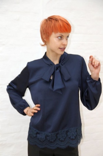 [200873] Blouse Nayeli borduur kant strik