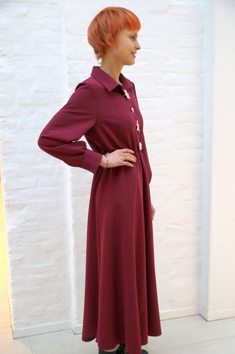 [200875] Lange jurk Nouk nm32 overhemdkraag broche detail 