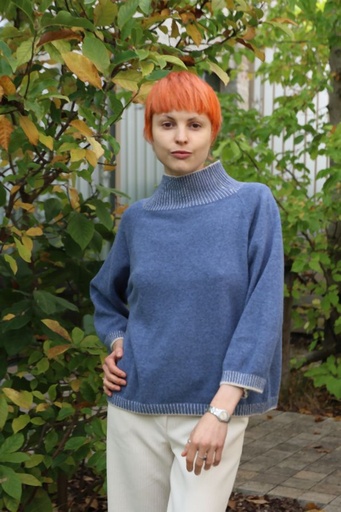 [200890] Pull Phileine nm25 zacht geribde rolkraag lange mouwen alpaca