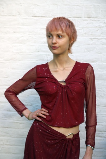 [200959] T-shirt Lyano nm43 V-hals met ovale ring studs op netstof