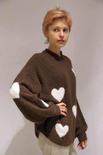 [200968] Pull Quintijn nm12 ingehaakte hartjes ronde hals 