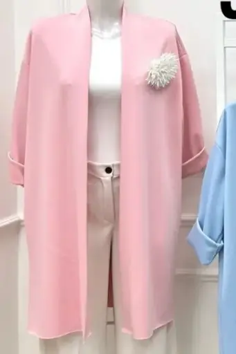 Lange kraagloze blazer Roel met bloemenbroche nm45