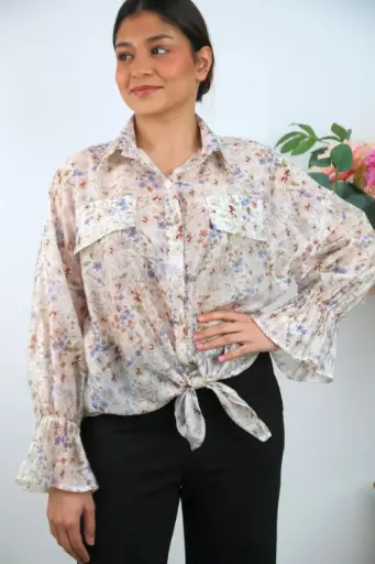 [201382] Floral blouse Roberto with trumpet sleeve nm85