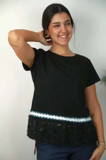 [201448] T-shirt Nicoline nm92 zoom kant met geborduurd lint 