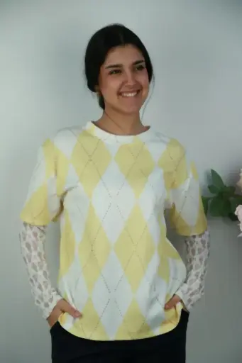 [201481] Geruite pull Richelle met kanten mouwen nm95