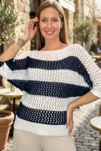 [201703] Blouse Qais ajour wide stripes on neck bat sleeve